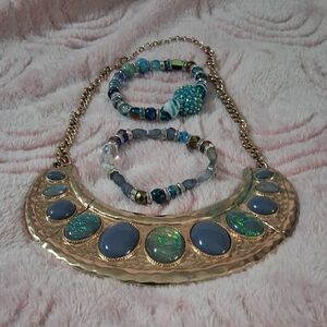 Elegant Gold and Blue Necklace Set